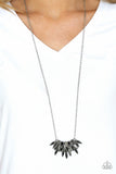 Paparazzi Necklace - Crowning Moment - Silver