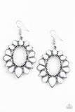 Paparazzi Earring - Fashionista Flavor - White