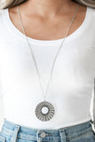 Paparazzi Necklace - Chicly Centered - Multi