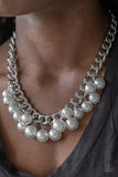 Paparazzi Necklace - Get Off My Runway - Silver