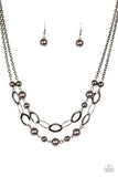 Paparazzi Necklace - GLIMMER Takes All - Black