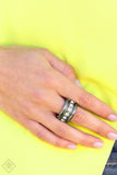 Paparazzi Ring - Dauntless Shine - Black