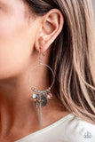 Paparazzi Earring - TWEET Dreams - White