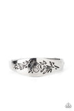 Paparazzi Bracelet - Fond of Florals - Silver