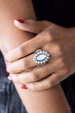 Paparazzi Ring - Everlasting Eden - White