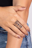 Paparazzi Ring - Layer On The Luster - Black