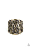Paparazzi Necklace - Argentine Arches - Brass