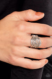 Paparazzi Ring - Interlocked Insignia - Silver