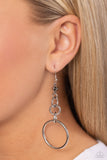 Paparazzi Earring - Glitzy Gesture - Silver