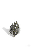 Paparazzi Ring - Fearlessly Feathered  - Green
