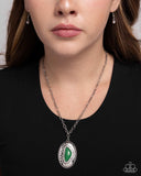 Paparazzi Necklace - Cover Story - Green