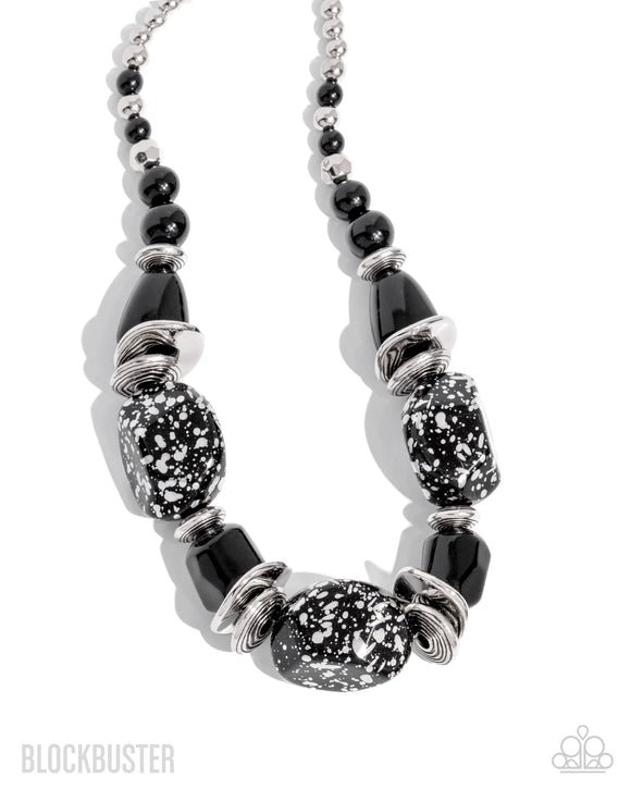 Paparazzi Necklace - In Good Glazes - Black