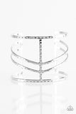 Paparazzi Bracelet - Stick Out A NILE - Silver