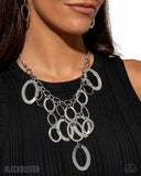 Paparazzi Necklace - A Silver Spell