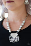 Paparazzi Necklace - Large and In Charge - Silver