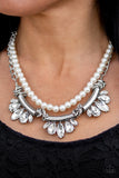 Paparazzi Necklace - Bow Before The Queen - White