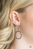Paparazzi Necklace - Elegantly Ensnared - Black
