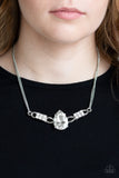 Paparazzi Necklace - Way To Make An Entrance - White