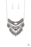 Paparazzi Necklace - Island Queen - White