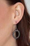 Paparazzi Neckalce - Born Ready - Black