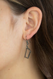 Paparazzi Necklace - Shattering Records - Black