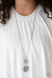 Paparazzi Necklace -  Me At The Garden Gate - Silver