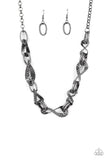 Paparazzi Necklace - METAL of Honor - Black