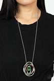 Paparazzi Necklace - Luminous Labyrinth - Green