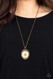 Paparazzi Necklace - Prairie Passion - Brass