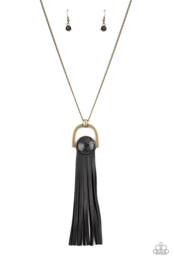 Paparazzi Necklace - Winslow Wanderer - Brass
