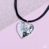 Paparazzi Necklace - Confident Courtship - Black