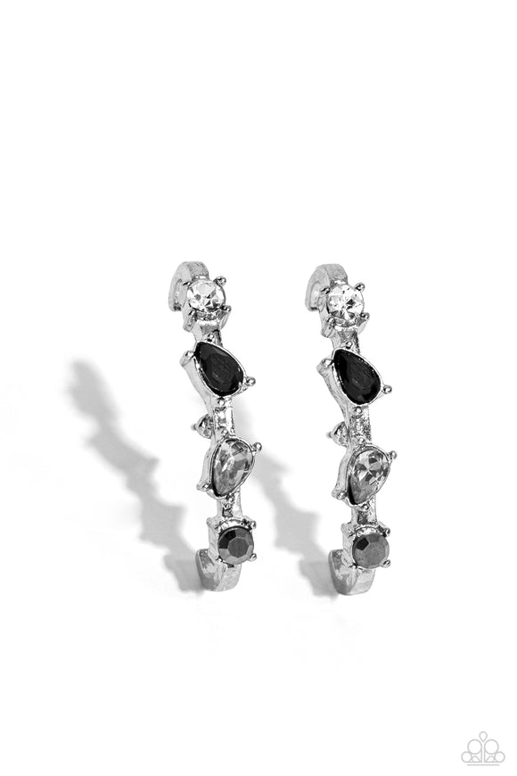 Paparazzi Earring - Trendy Twists - Black