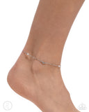 Paparazzi Anklet - Ladylike Loop - White