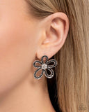 Paparazzi Earring - Blooming Belle - Black