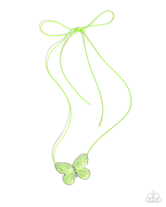 Paparazzi Necklace - Fluttering Fervor - Green