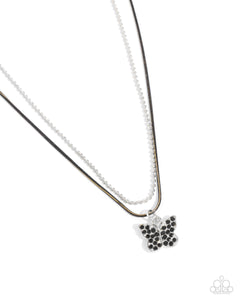 Paparazzi Necklace - Adorable Ascension - Black