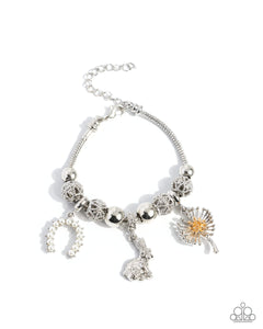 Paparazzi Bracelet - Graceful Godsend - White LOP