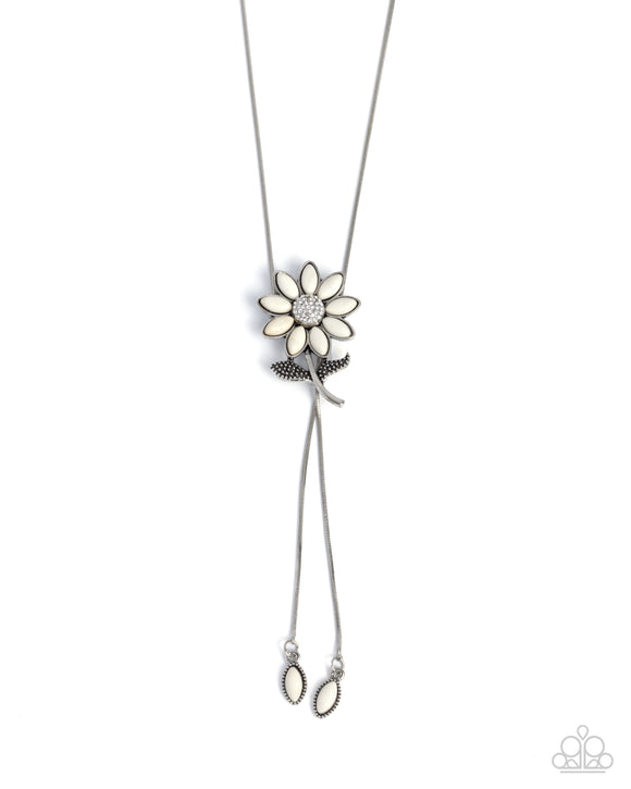 Paparazzi Necklace - Floral Fidelity - White