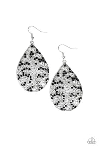 Paparazzi Earring - Hustle and Bustle - Black