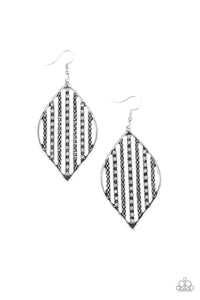 Paparazzi Earring - Leaf Motif - Silver