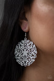 Paparazzi Earring - Ocean Paradise - White