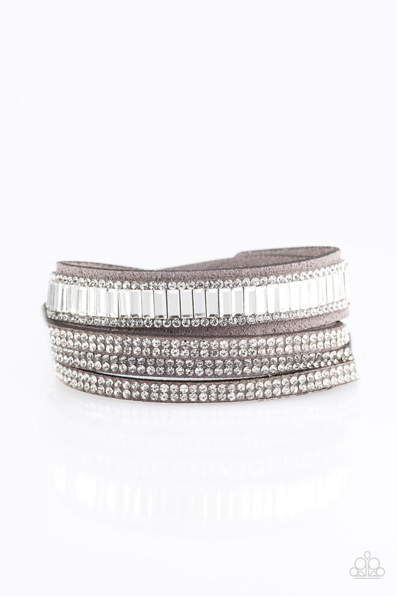 Paparazzi Urban Bracelet - Just In SHOWTIME - Silver