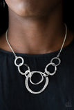 Paparazzi Necklace - Progressively Vogue - Silver