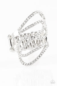 Paparazzi Ring - Chasing Starlight - White