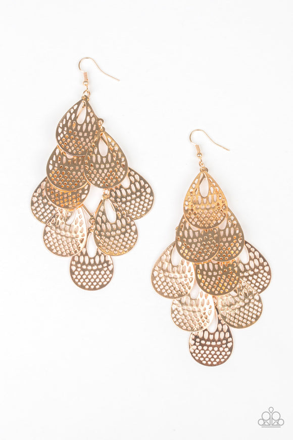 Paparazzi Earring - Lure Them In - Gold