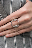 Paparazzi Ring - Circle 'Round Me - Silver