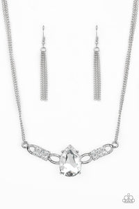 Paparazzi Necklace - Way To Make An Entrance - White LOP