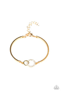 Paparazzi Bracelet - Simple Sophistication - Gold
