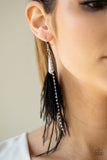 Paparazzi Earring - Showstopping Showgirl - Black