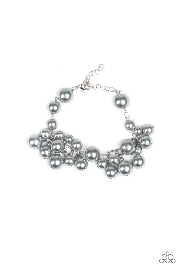 Paparazzi Bracelet - Girls In Pearls - Silver